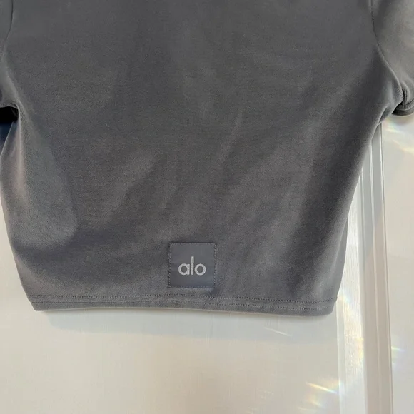 Alo Yoga✨Choice Velour Polo✨Short Sleeve Crop Henley✨Steel Blue✨Size S - Picture 8 of 10